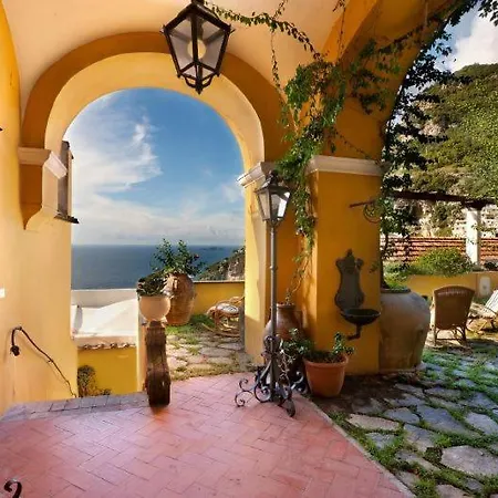 Sleeps 11 Air Con Wifi Vila Positano