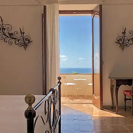 Sleeps 11 Air Con Wifi Positano